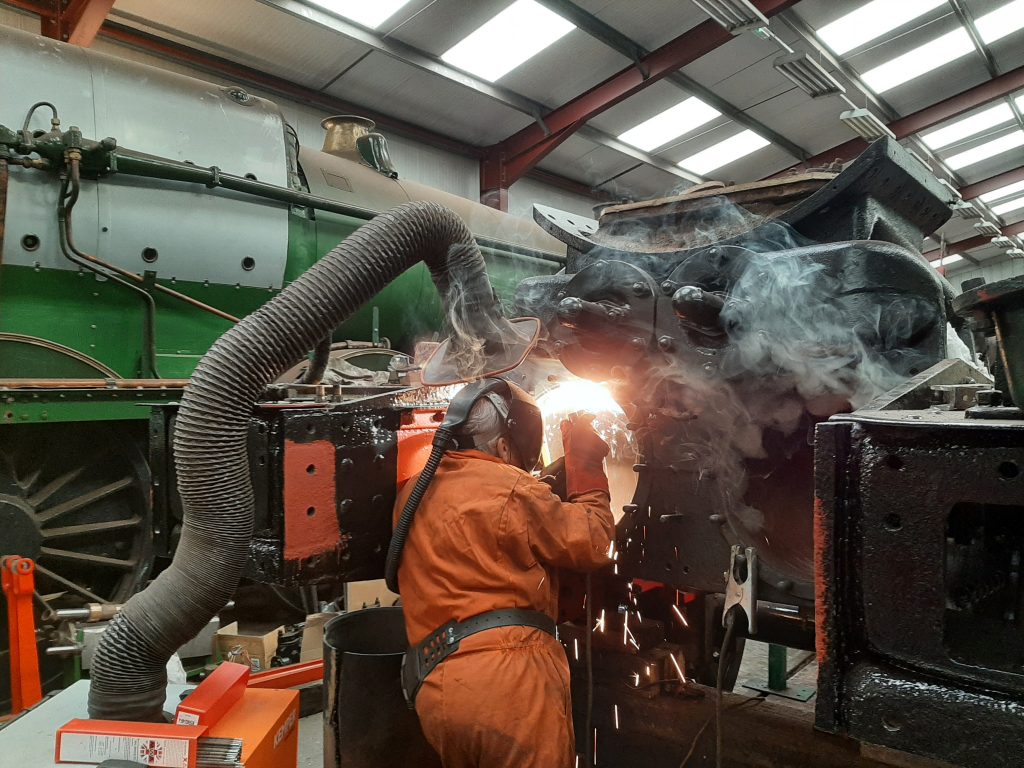 Ian Massey cuts out 5643's right hand cylinder liner