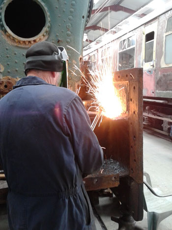 Keith cutting out rested sections of Wootton Hall's dragbox